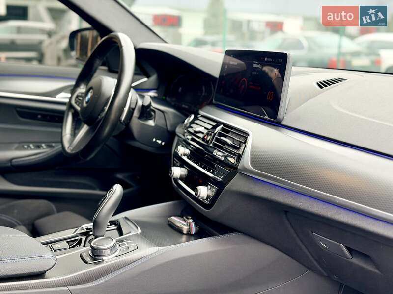 Седан BMW 5 Series 2022 в Киеве