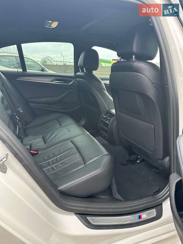 Седан BMW 5 Series 2017 в Коростене фото 41 Седан BMW 5 Series 2017 в Коростене