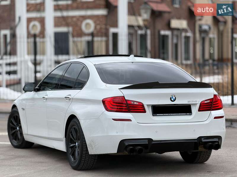 Седан BMW 5 Series 2015 в Киеве