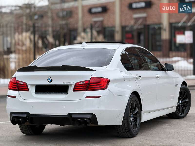Седан BMW 5 Series 2015 в Киеве