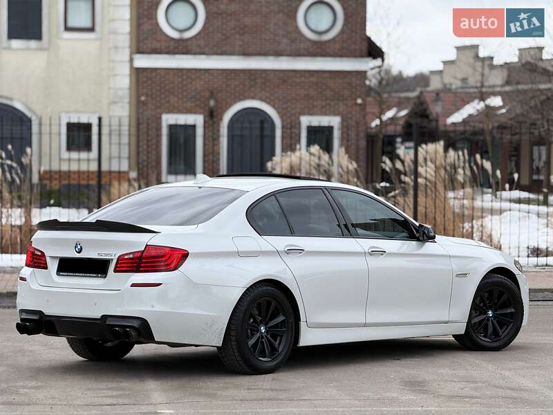 Седан BMW 5 Series 2015 в Киеве