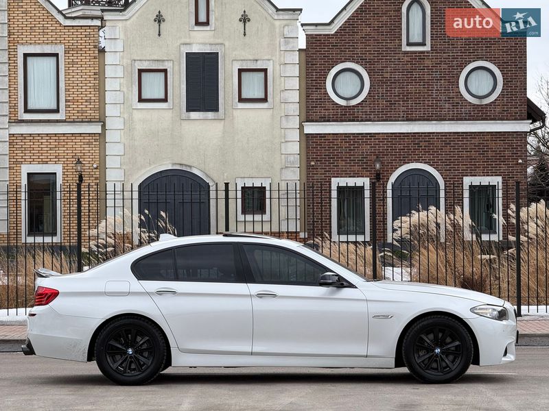 Седан BMW 5 Series 2015 в Киеве