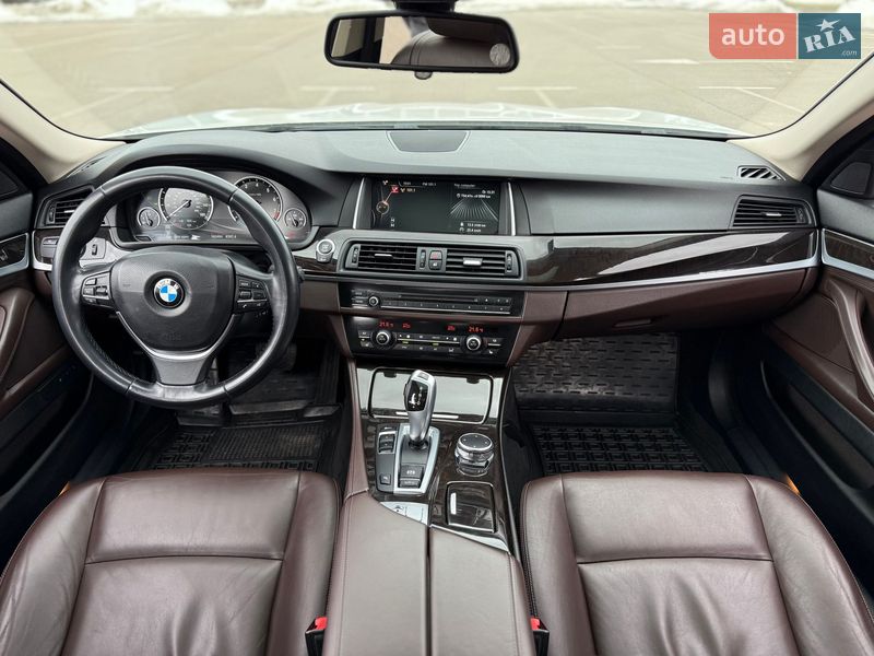 Седан BMW 5 Series 2015 в Киеве