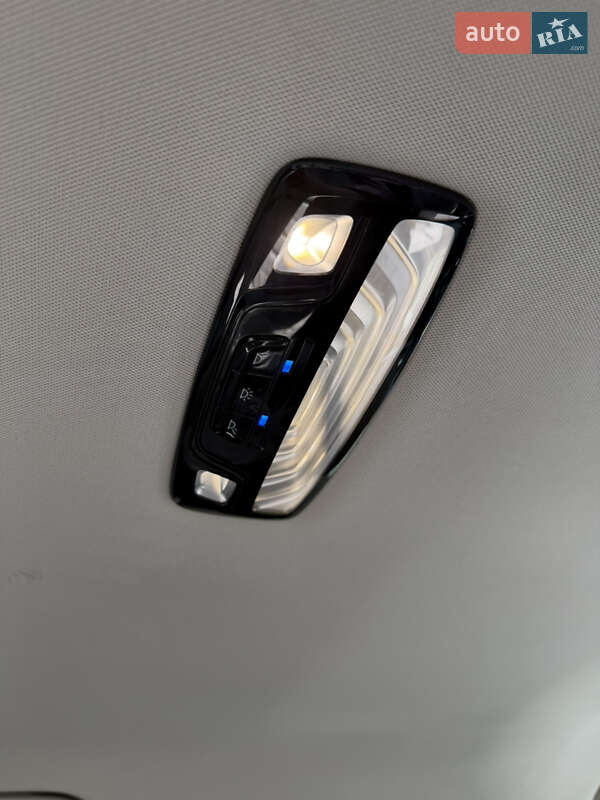 Седан BMW 5 Series 2017 в Ровно фото 38 Седан BMW 5 Series 2017 в Ровно