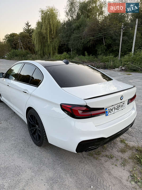 Седан BMW 5 Series 2017 в Ровно фото 46 Седан BMW 5 Series 2017 в Ровно