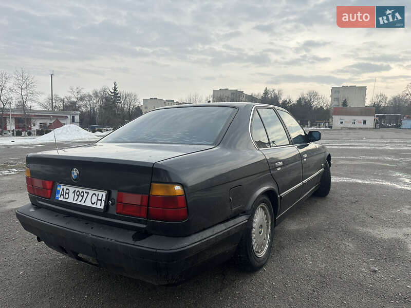 Седан BMW 5 Series 1988 в Ладыжине фото 4 Седан BMW 5 Series 1988 в Ладыжине