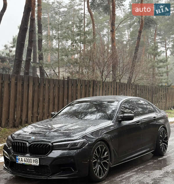 Седан BMW 5 Series 2019 в Киеве