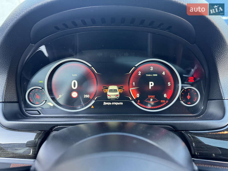 Седан BMW 5 Series 2013 в Остроге