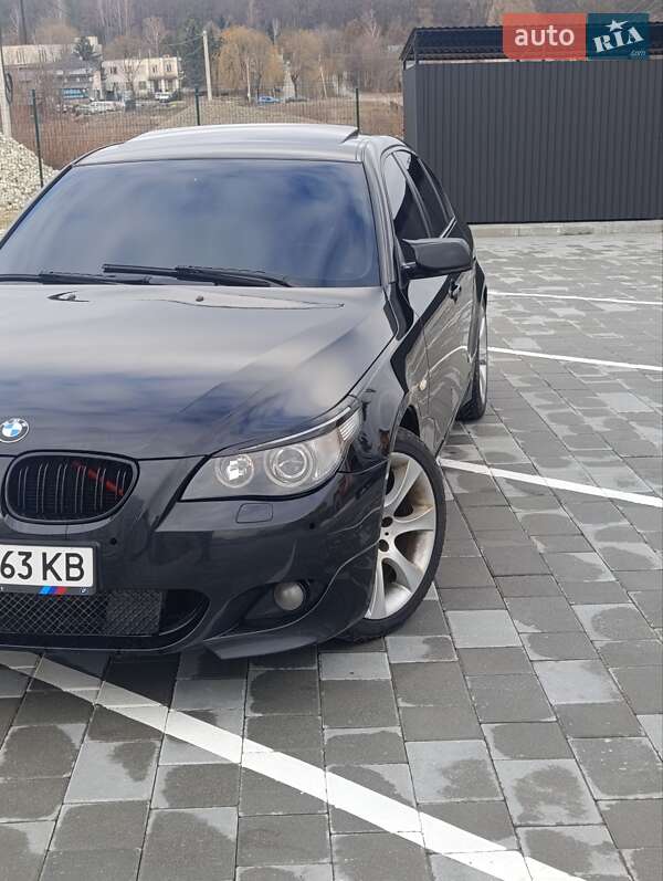 Седан BMW 5 Series 2005 в Трускавце