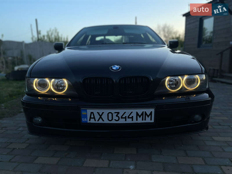 Седан BMW 5 Series 2002 в Харькове