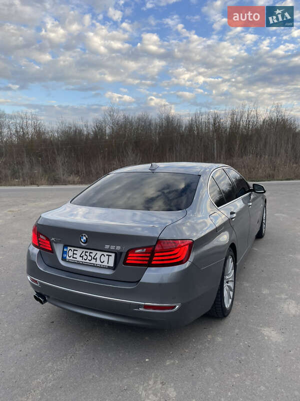 Седан BMW 5 Series 2014 в Черновцах