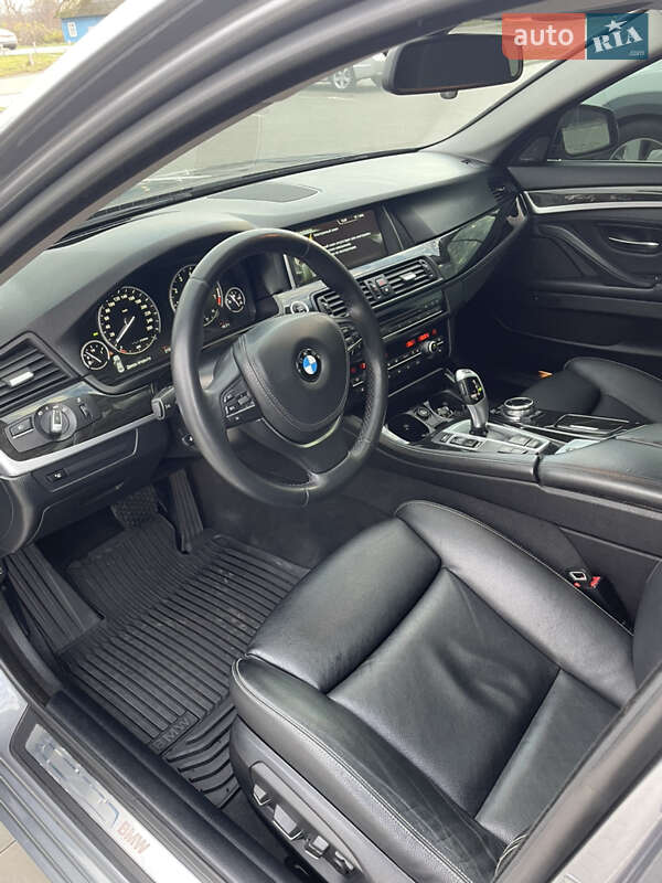 Седан BMW 5 Series 2014 в Черновцах