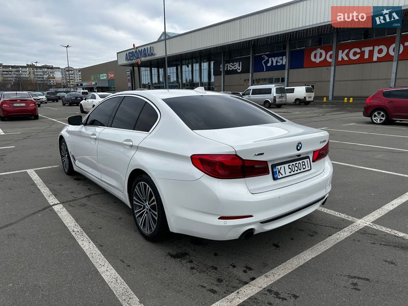 Седан BMW 5 Series 2019 в Киеве