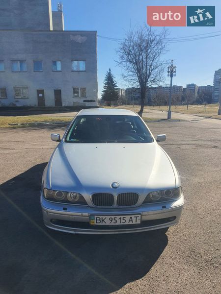 Седан BMW 5 Series 2002 в Ровно фото Седан BMW 5 Series 2002 в Ровно