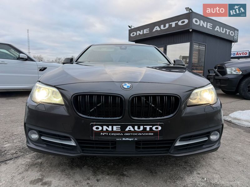 Седан BMW 5 Series 2016 в Киеве