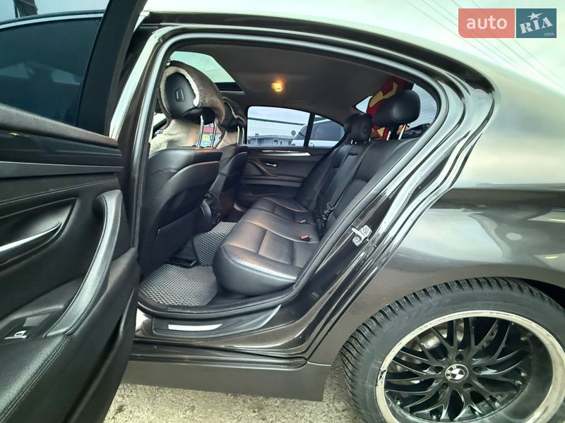 Седан BMW 5 Series 2016 в Киеве