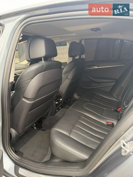 Седан BMW 5 Series 2018 в Киеве