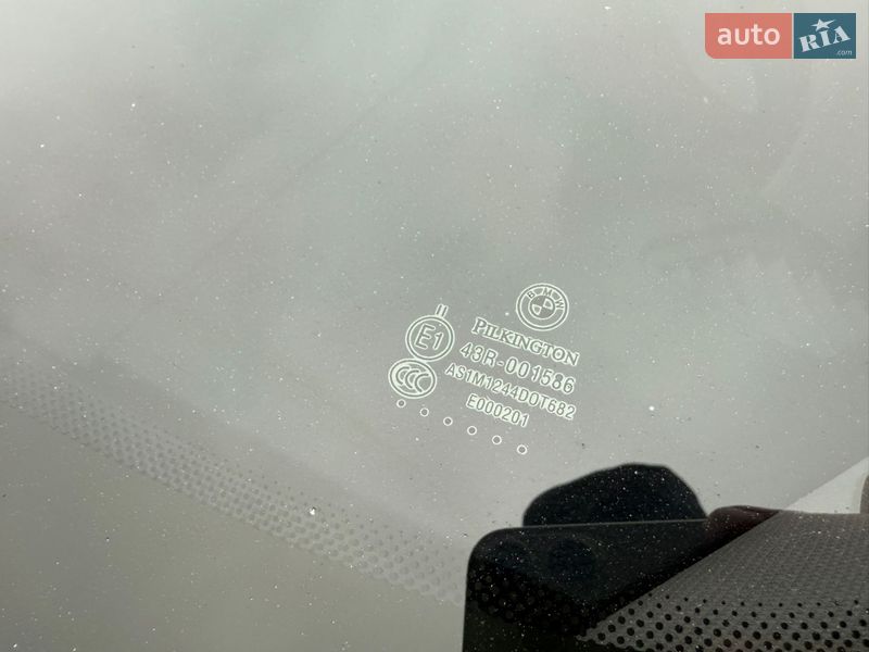 Седан BMW 5 Series 2012 в Днепре