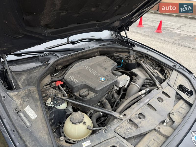 Седан BMW 5 Series 2012 в Днепре
