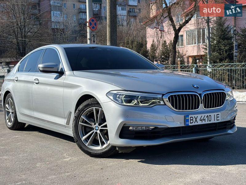 Седан BMW 5 Series 2017 в Хмельницком