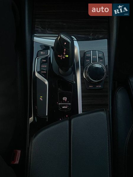 Седан BMW 5 Series 2017 в Житомире