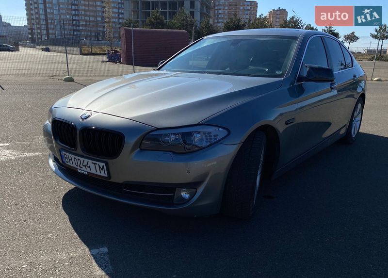 Седан BMW 5 Series 2012 в Одессе