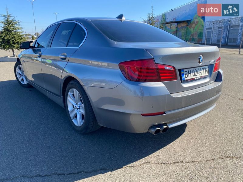 Седан BMW 5 Series 2012 в Одессе