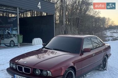 Седан BMW 5 Series 1990 в Чугуєві