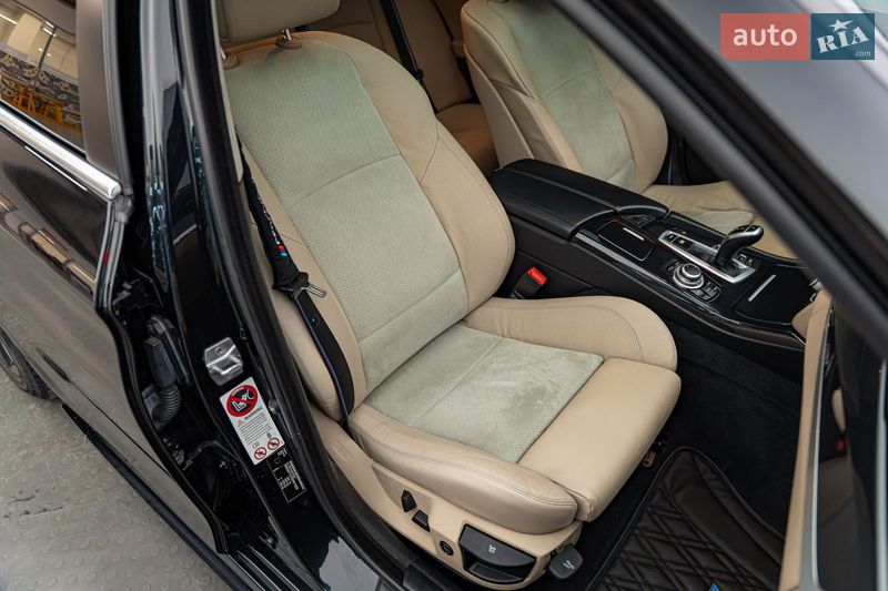 Седан BMW 5 Series 2013 в Киеве