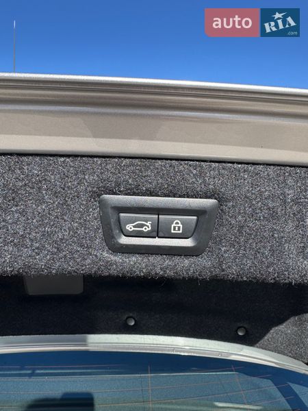 Седан BMW 5 Series 2018 в Львове