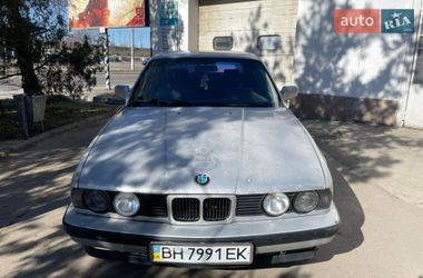 Седан BMW 5 Series 1990 в Одессе
