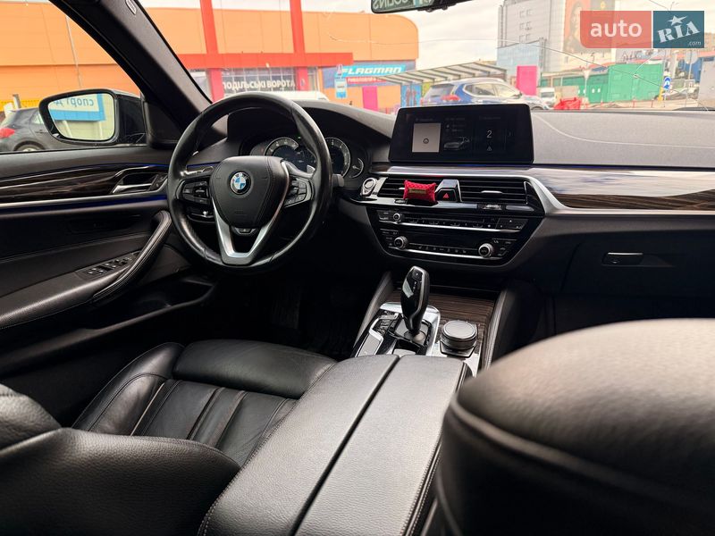 Седан BMW 5 Series 2018 в Киеве