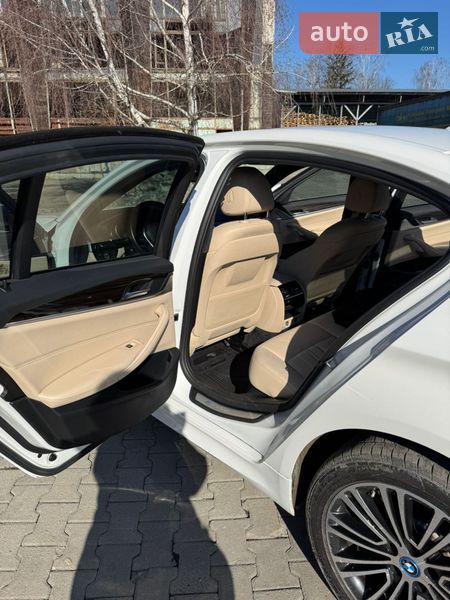 Седан BMW 5 Series 2018 в Черновцах