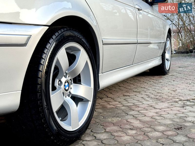 Седан BMW 5 Series 2002 в Черновцах