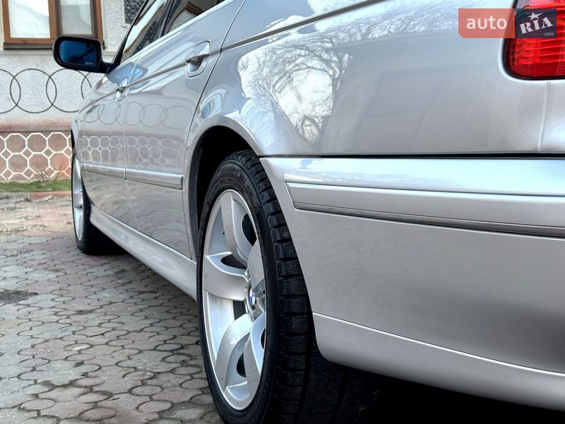 Седан BMW 5 Series 2002 в Черновцах