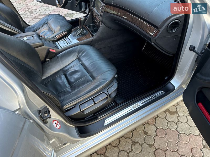 Седан BMW 5 Series 2002 в Черновцах