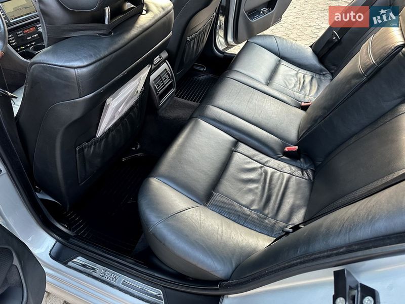 Седан BMW 5 Series 2002 в Черновцах