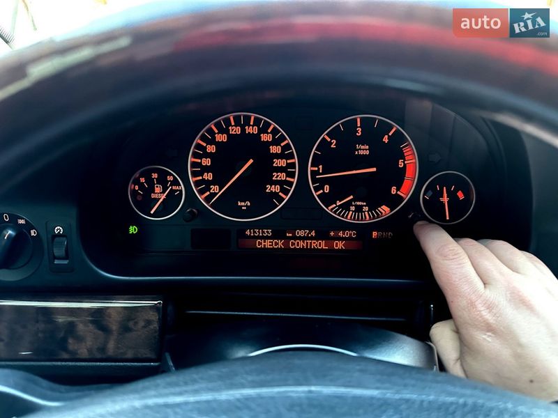 Седан BMW 5 Series 2002 в Черновцах