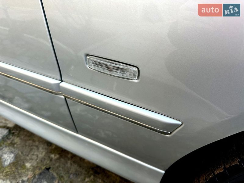 Седан BMW 5 Series 2002 в Черновцах