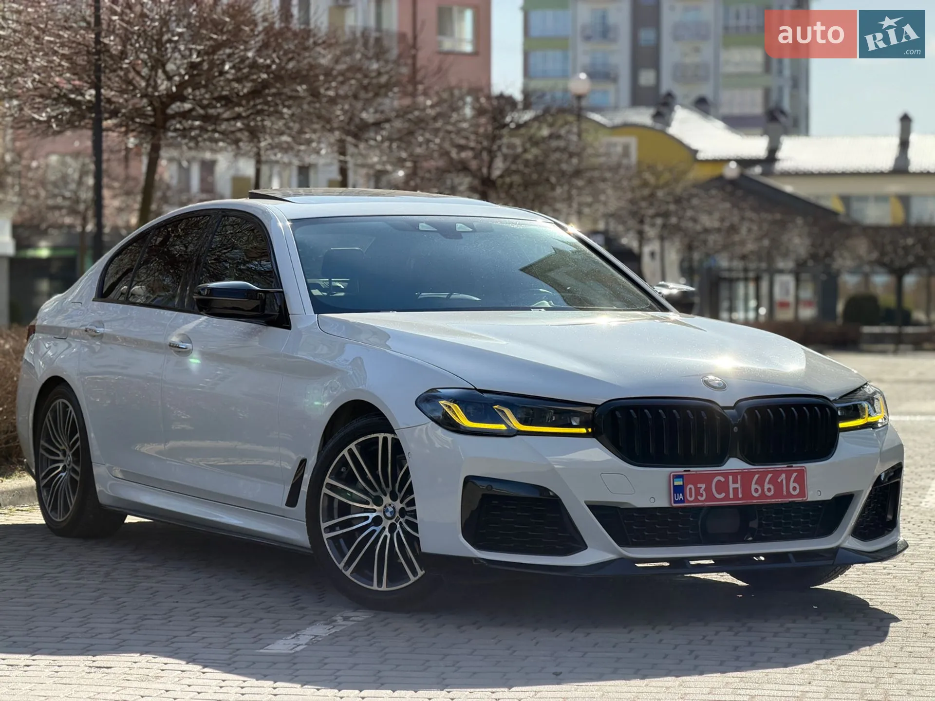 2018 BMW 5er - мініатюра 2
