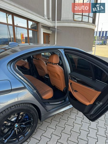 Седан BMW 5 Series 2019 в Черновцах