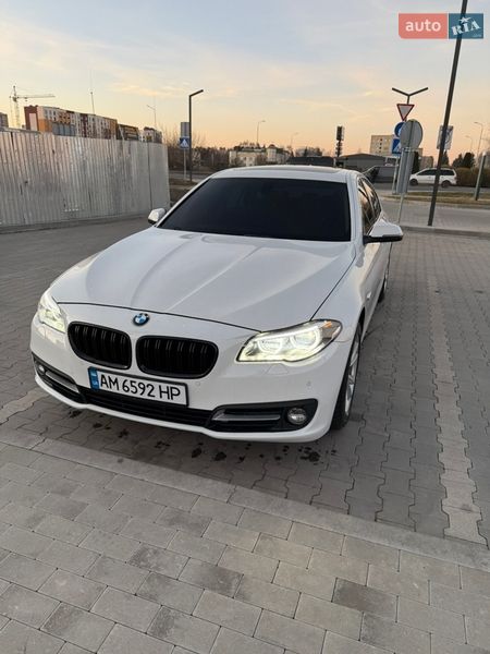 Седан BMW 5 Series 2015 в Ковеле