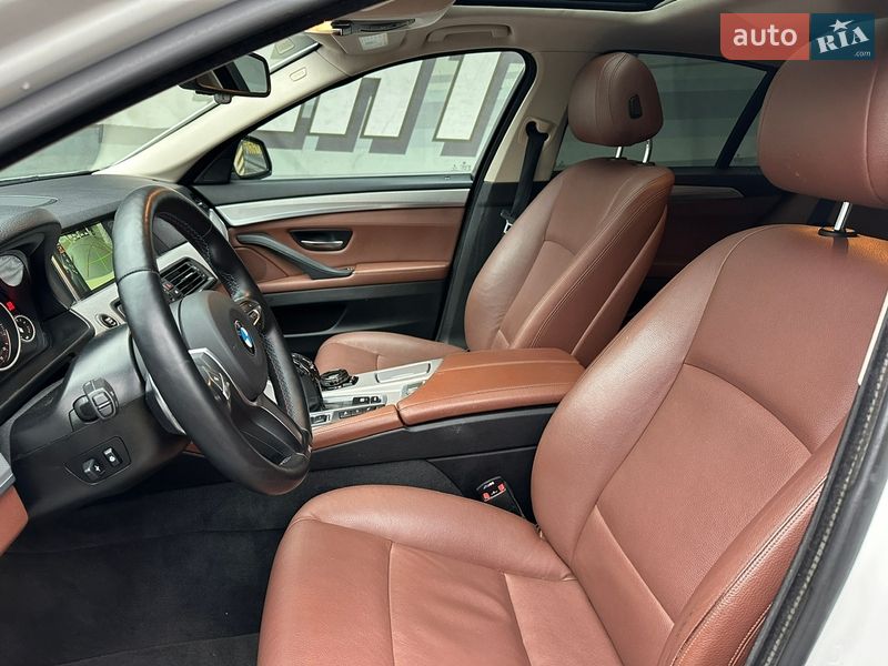 Седан BMW 5 Series 2016 в Киеве