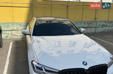 Седан BMW 5 Series 2023 в Львове