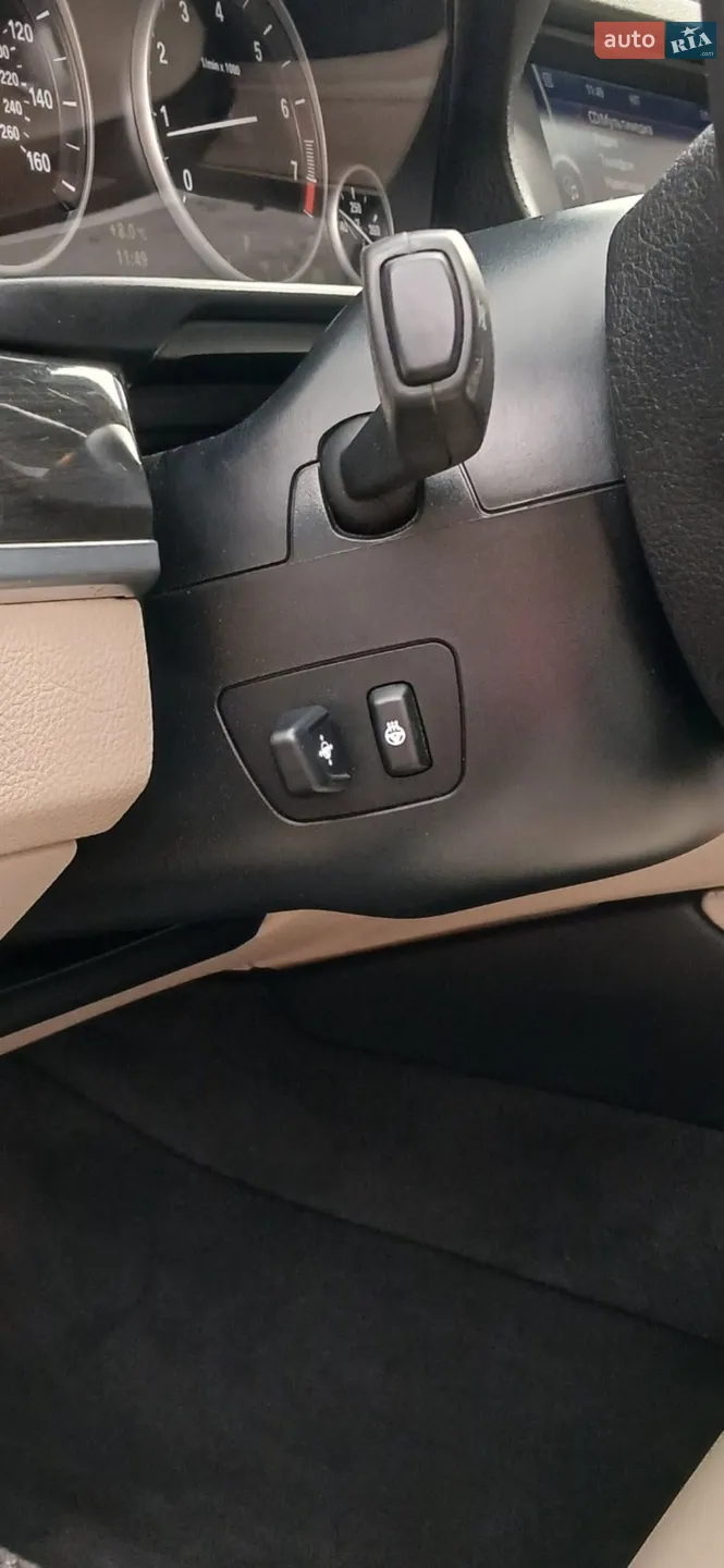 2012 BMW 5er - мініатюра 21
