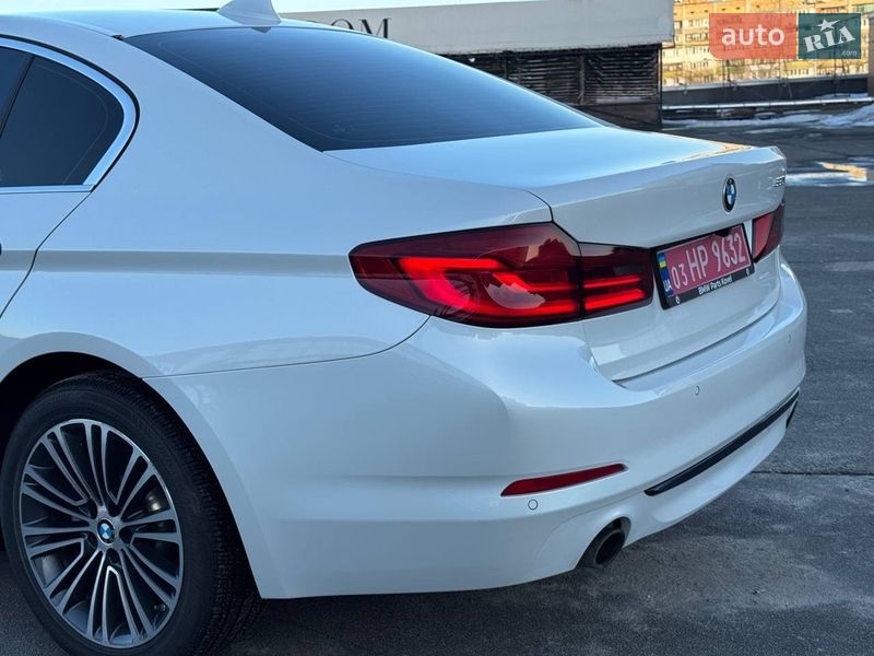 Седан BMW 5 Series 2018 в Киеве