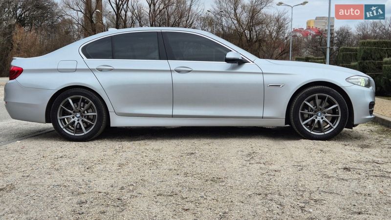Седан BMW 5 Series 2013 в Дніпрі