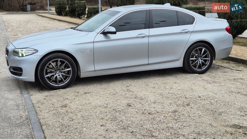 Седан BMW 5 Series 2013 в Дніпрі