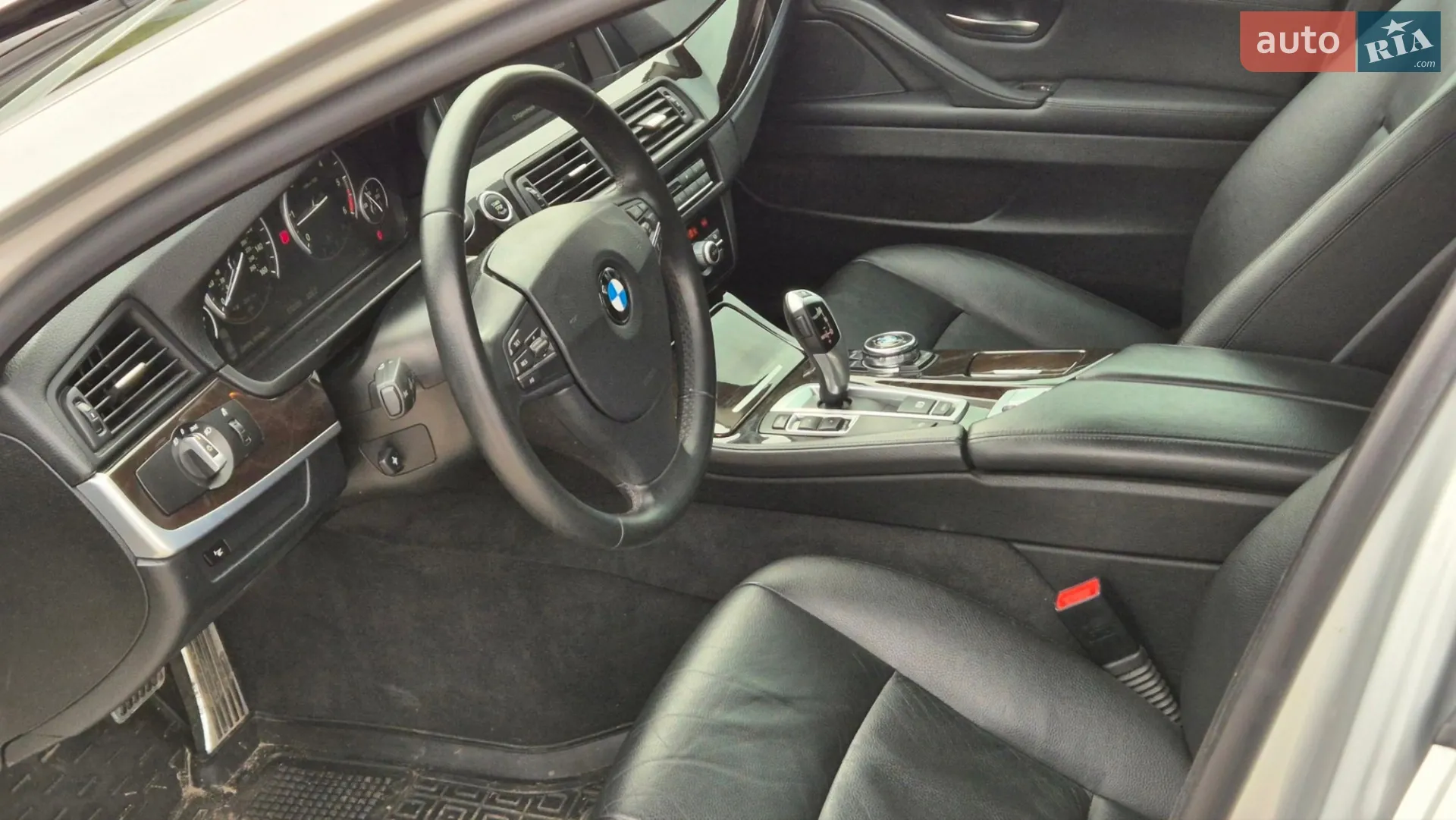 2013 BMW 5er - мініатюра 13