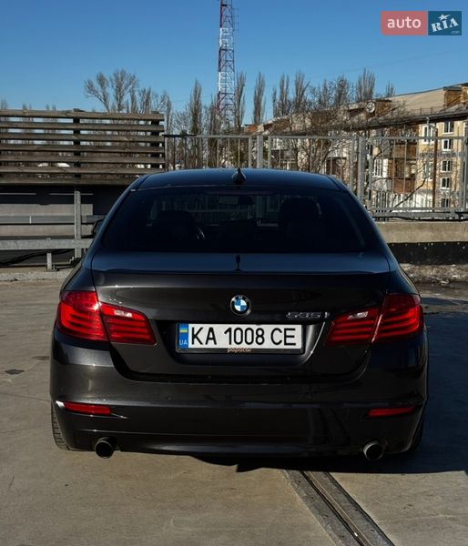 Седан BMW 5 Series 2015 в Киеве